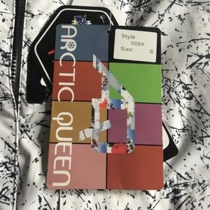 Arctic Queen Ski Jacket. Size Small. Black and white in color. Waterproof fabric